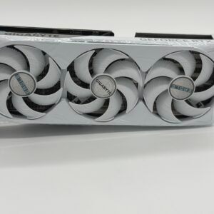 Gigabyte RTX 5070ti/5070 Eagle OC SFF ICE Front View 1