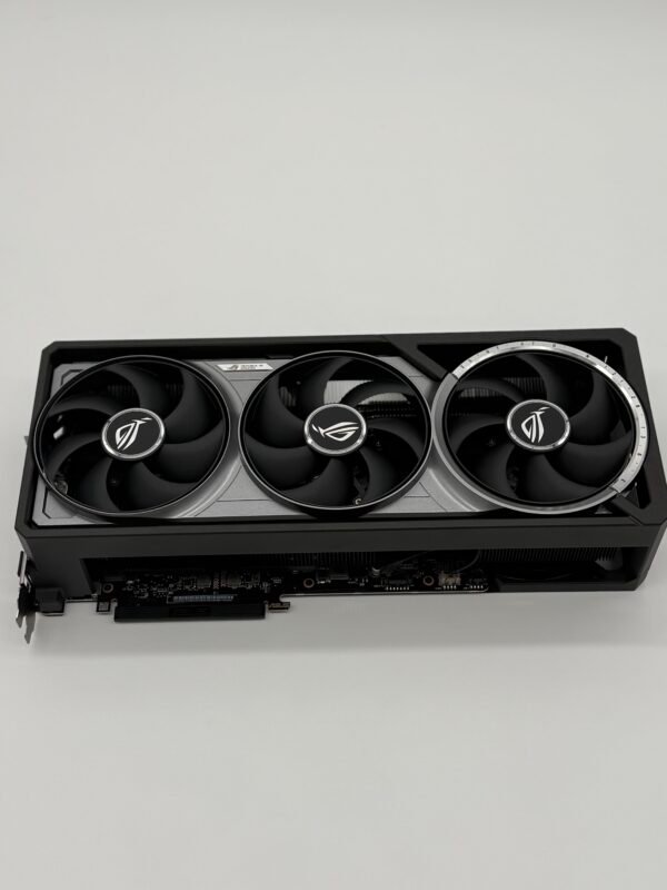 ASUS ROG Astral GeForce RTX 5080 16GB GDDR7 PCIe 5.0 Graphics Card - Image 11
