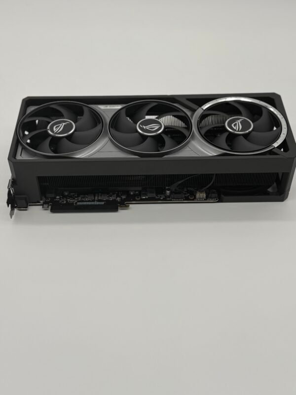 ASUS ROG Astral GeForce RTX 5080 16GB GDDR7 PCIe 5.0 Graphics Card - Image 12