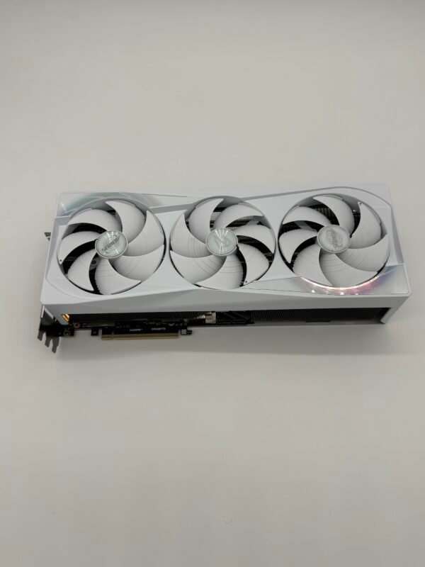 GIGABYTE GeForce RTX 5080 AORUS MASTER ICE 16GB GDDR7 PCIe 5.0 Graphics Card - Image 2