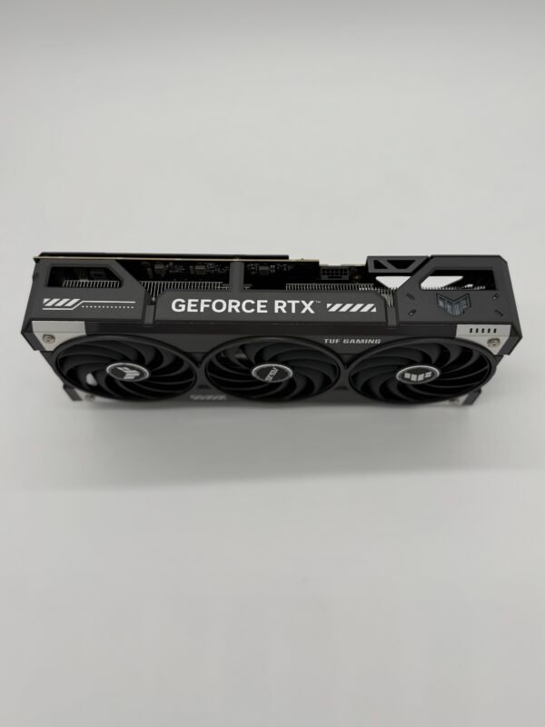 ASUS TUF Gaming GeForce RTX 5070 OC Edition 12GB GDDR7 PCIe 5.0 Graphics Card - Image 4